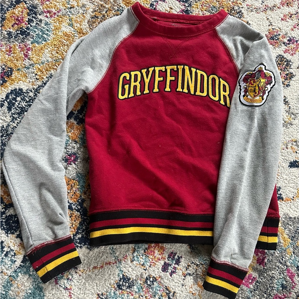 Warner Bros. Harry Potter Sweatshirt (youth medium or women XSP)